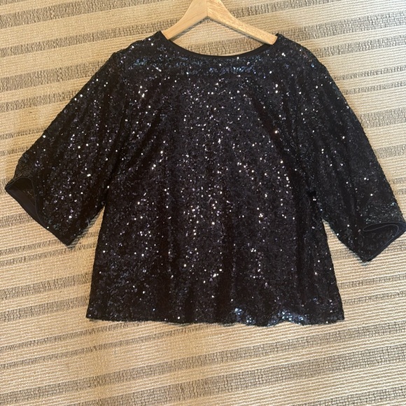 Chelsea 28, Navy Sequin Bat Wing top, Size M - Picture 1 of 4